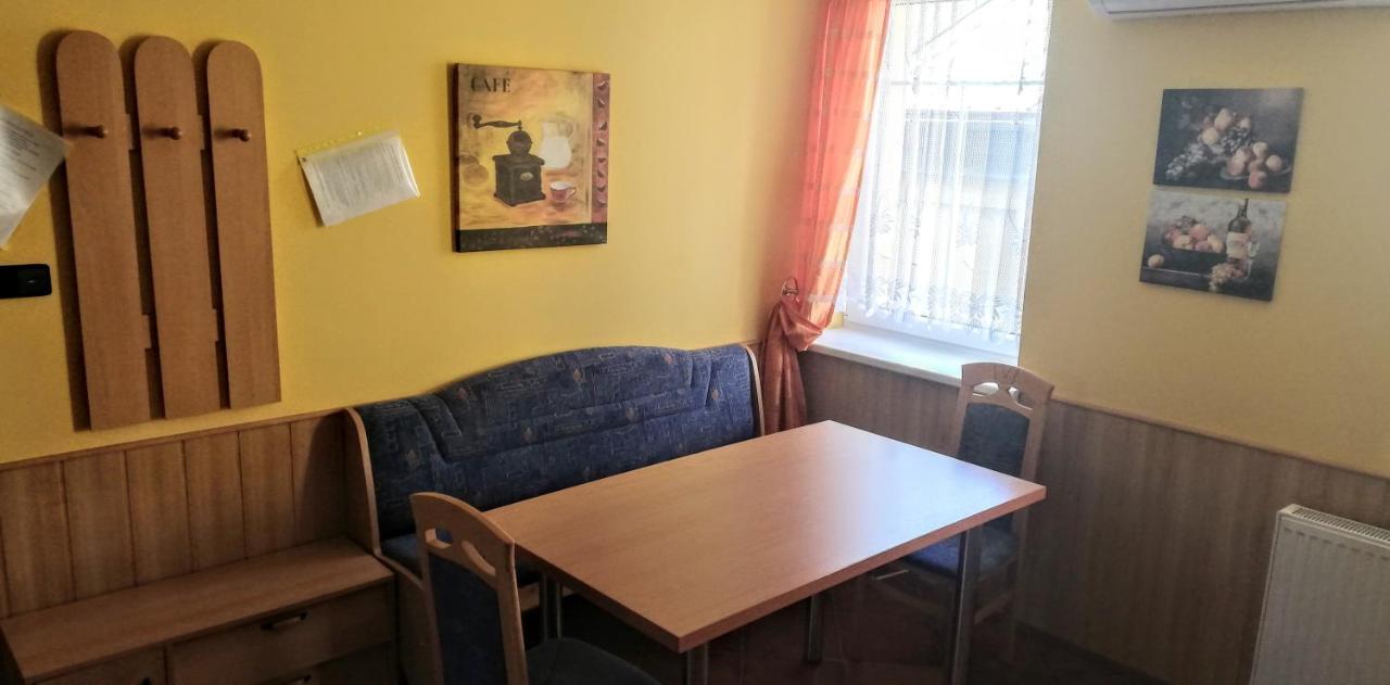 Penzion U Soudu Либерец Екстериор снимка